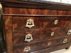 commode chest 1